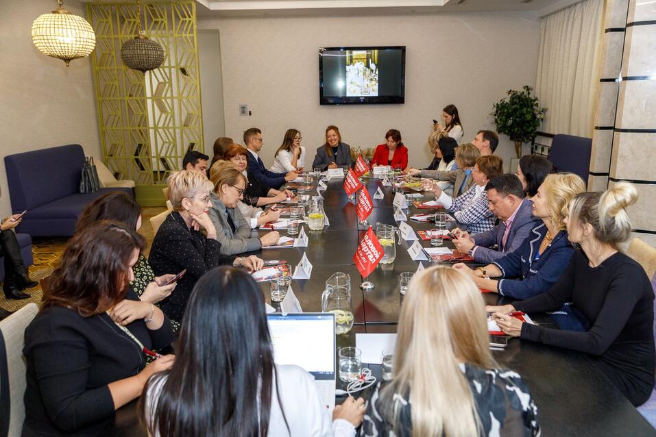 Определены номинанты на «Человека года в сфере частной медицины»-2024 18 Определены номинанты на «Человека года в сфере частной медицины»-2024 18