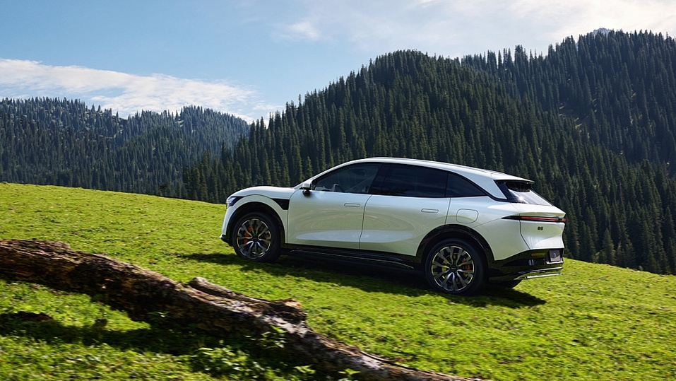 Zeekr — хит среди электромобилей уже 12 месяцев. В чём причины? 7 Zeekr — хит среди электромобилей уже 12 месяцев. В чём причины? 7