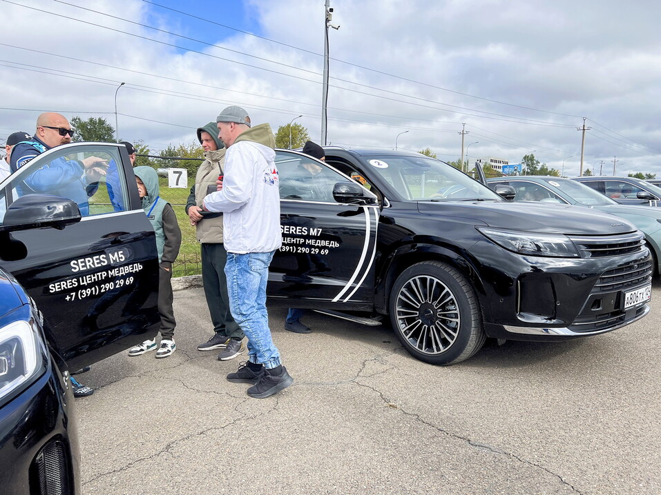 Seres: интеллектуальное переосмысление роскоши 4 Seres: интеллектуальное переосмысление роскоши 4