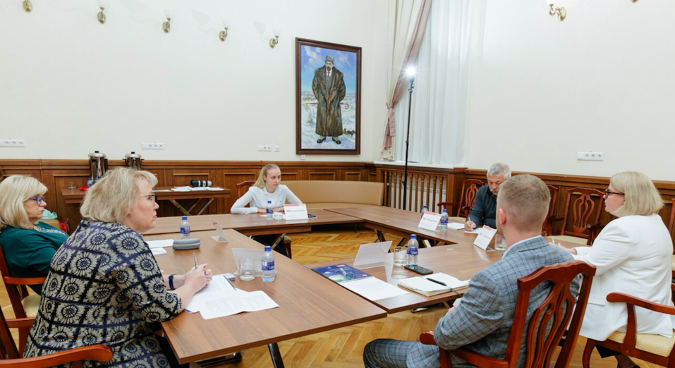 «Задача школы — не успешная сдача ЕГЭ, а социализация ребенка в обществе»
8 «Задача школы — не успешная сдача ЕГЭ, а социализация ребенка в обществе»
8