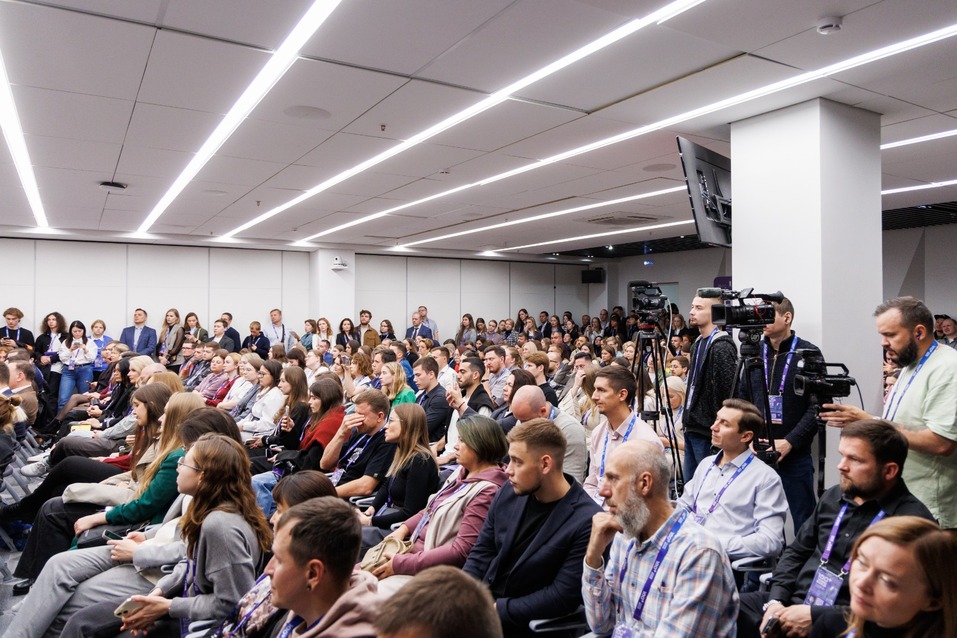 «Наши малые города — «жопа». Но даже Среднеуральск можно превратить в маленькую Швейцарию» 2 «Наши малые города — «жопа». Но даже Среднеуральск можно превратить в маленькую Швейцарию» 2