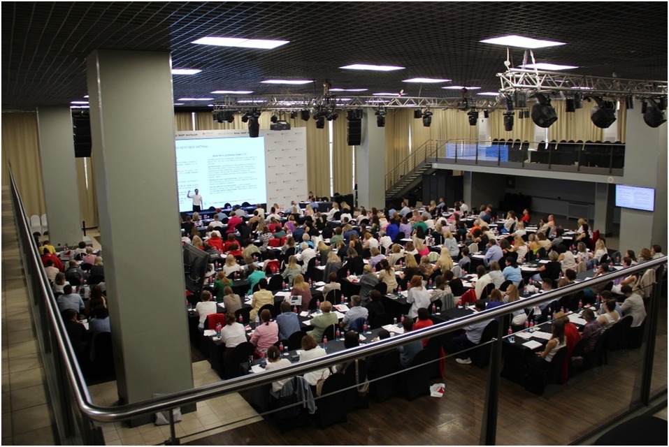 Итоговый семинар по налоговой реформе пройдет в Екатеринбурге
1 Итоговый семинар по налоговой реформе пройдет в Екатеринбурге
1