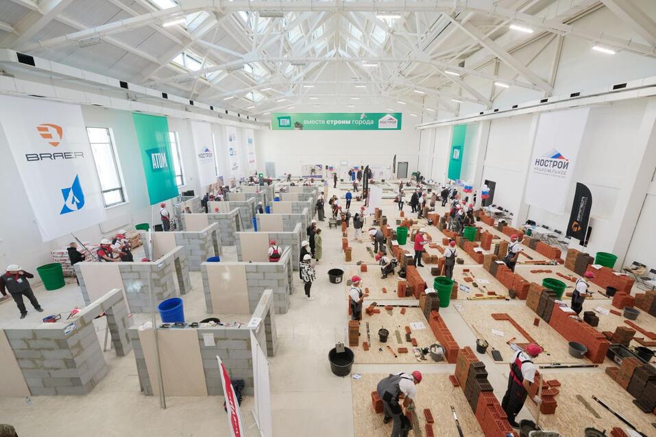 «Когда снизится цена метра? Никогда». Главный строитель страны разоткровенничался на Урале 4 «Когда снизится цена метра? Никогда». Главный строитель страны разоткровенничался на Урале 4