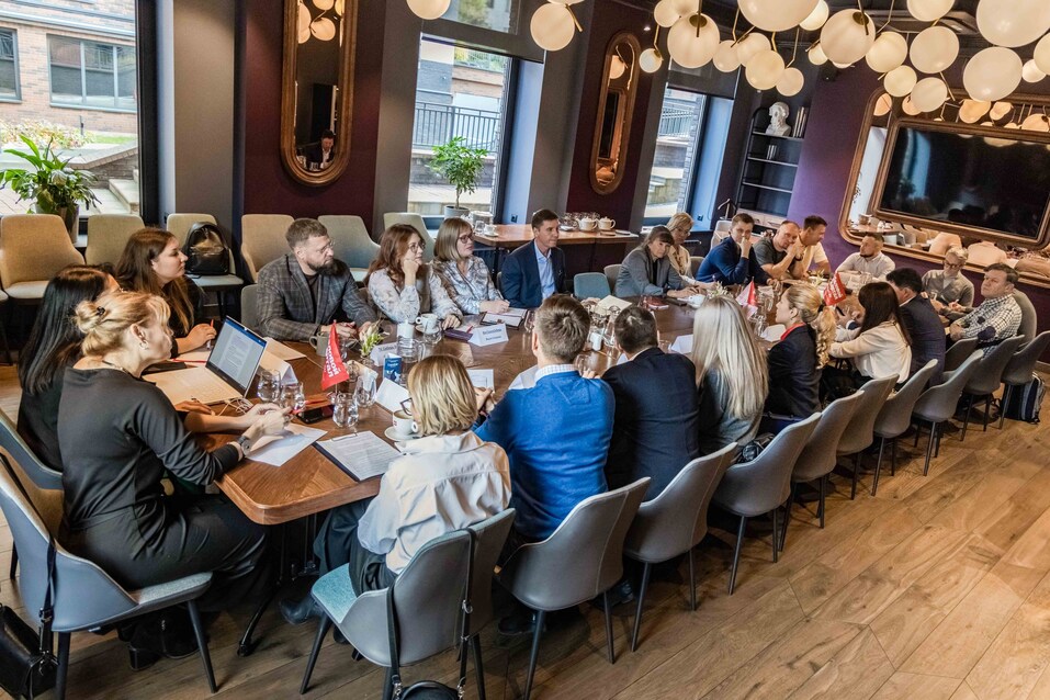 Выбраны номинанты на «Человека года в сфере транспорта и логистики»-2024 1 Выбраны номинанты на «Человека года в сфере транспорта и логистики»-2024 1