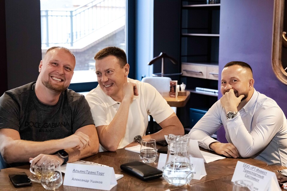 Выбраны номинанты на «Человека года в сфере транспорта и логистики»-2024 4 Выбраны номинанты на «Человека года в сфере транспорта и логистики»-2024 4