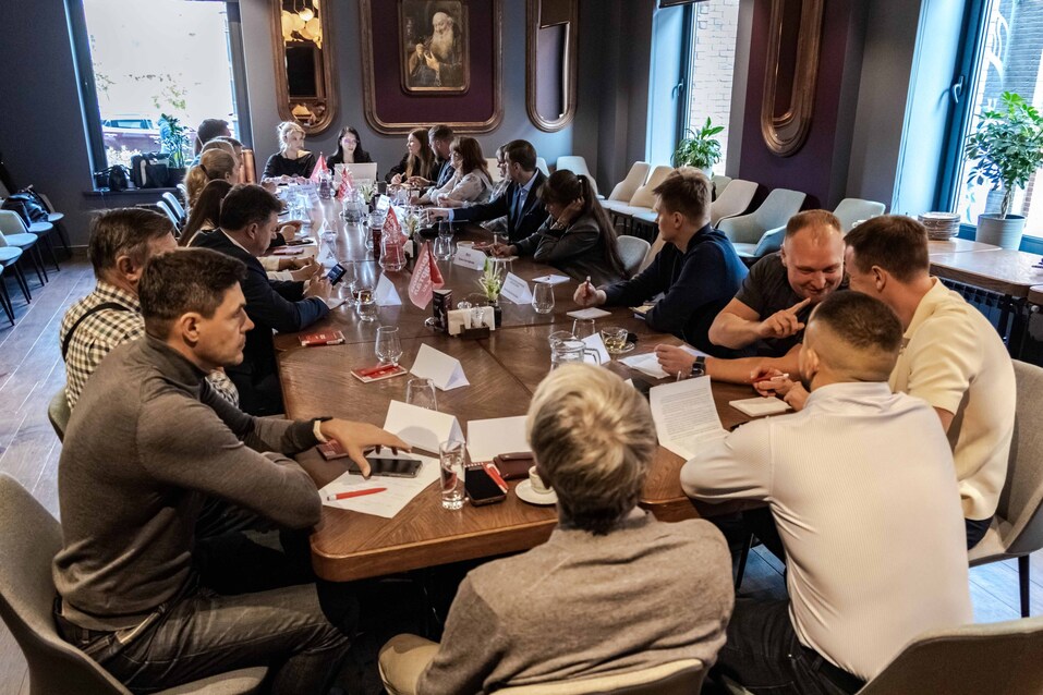 Выбраны номинанты на «Человека года в сфере транспорта и логистики»-2024 6 Выбраны номинанты на «Человека года в сфере транспорта и логистики»-2024 6