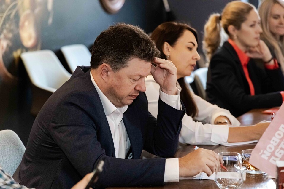 Выбраны номинанты на «Человека года в сфере транспорта и логистики»-2024 25 Выбраны номинанты на «Человека года в сфере транспорта и логистики»-2024 25