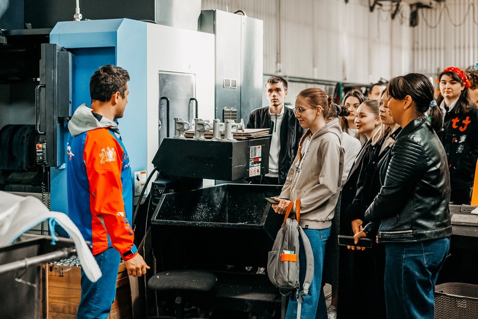 Уральских студентов пригласили в «Промышленные миры». Что из этого вышло? 5 Уральских студентов пригласили в «Промышленные миры». Что из этого вышло? 5