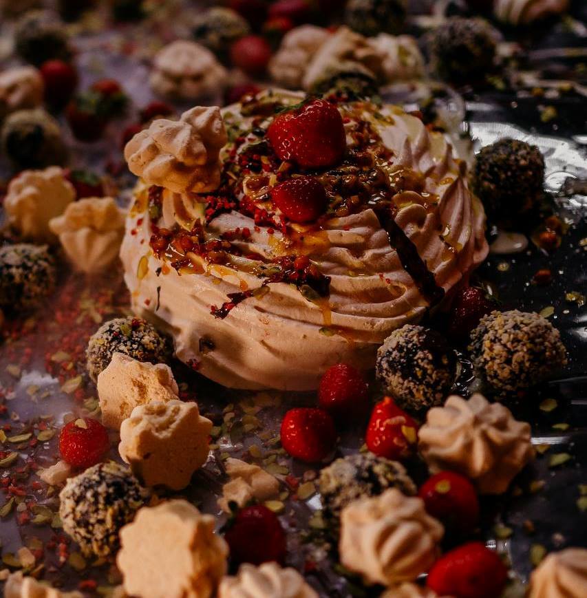 В поисках идеального вкуса: как челябинский шеф превращает еду в искусство 6 В поисках идеального вкуса: как челябинский шеф превращает еду в искусство 6