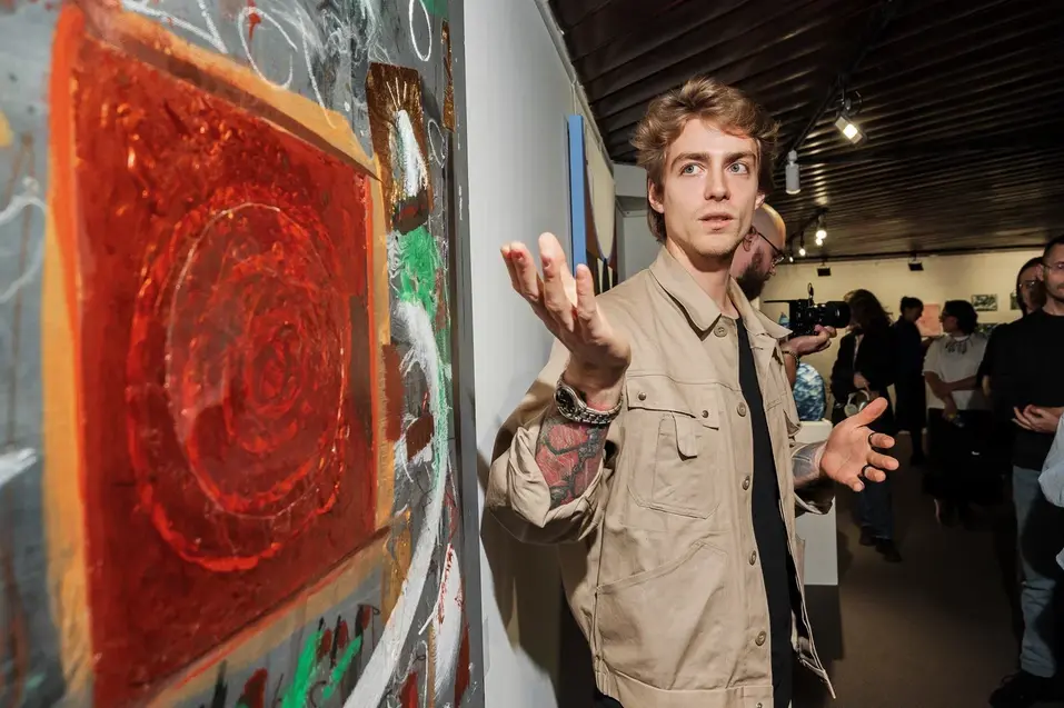 «Башня» и «Сибирский ананас»: художники рассказали о вкусе ресторанов Красноярска 1 «Башня» и «Сибирский ананас»: художники рассказали о вкусе ресторанов Красноярска 1