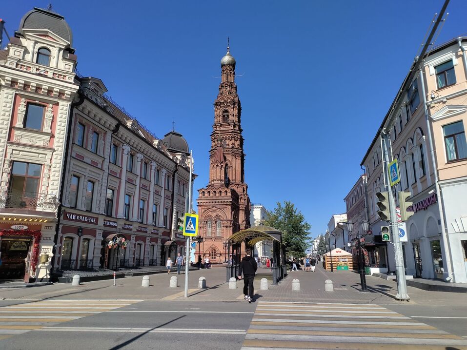 Падающая башня, демидовский чугун и куртка «стиляги из Москвы» — еще раз про Казань 6 Падающая башня, демидовский чугун и куртка «стиляги из Москвы» — еще раз про Казань 6