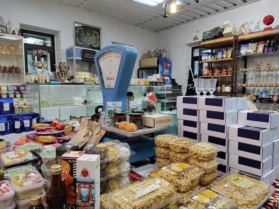 Падающая башня, демидовский чугун и куртка «стиляги из Москвы» — еще раз про Казань 28 Падающая башня, демидовский чугун и куртка «стиляги из Москвы» — еще раз про Казань 28