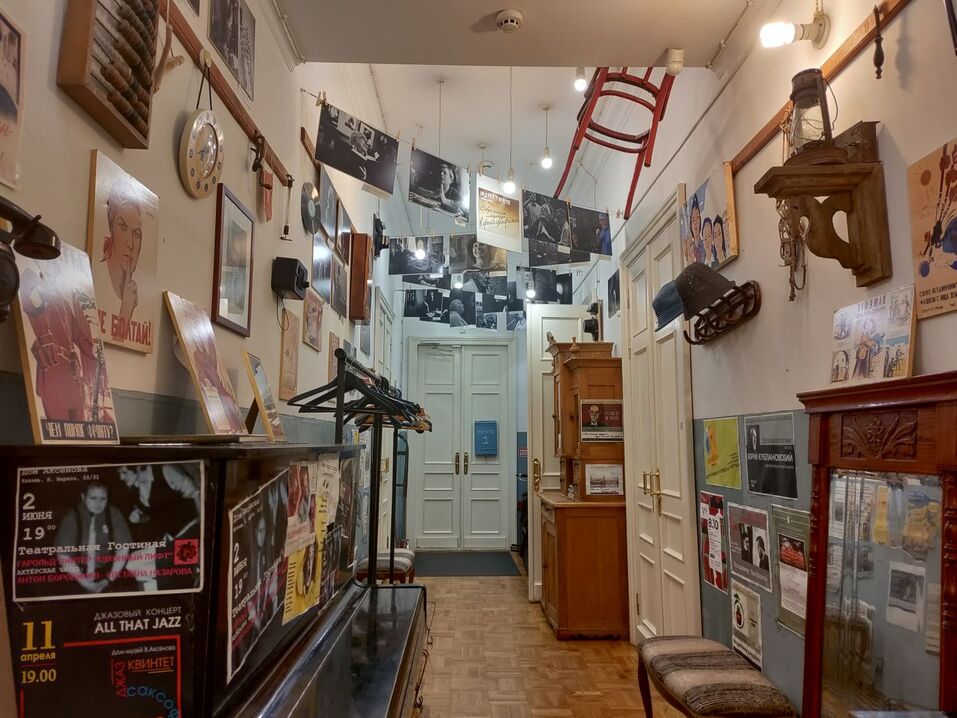 Падающая башня, демидовский чугун и куртка «стиляги из Москвы» — еще раз про Казань 34 Падающая башня, демидовский чугун и куртка «стиляги из Москвы» — еще раз про Казань 34