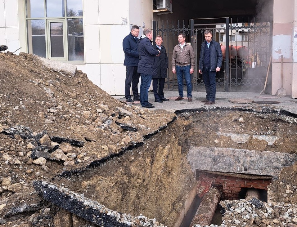 «Вода должна быть в каждом доме»: Алексей Лошкин проверил готовность Челябинска к зиме 1 «Вода должна быть в каждом доме»: Алексей Лошкин проверил готовность Челябинска к зиме 1