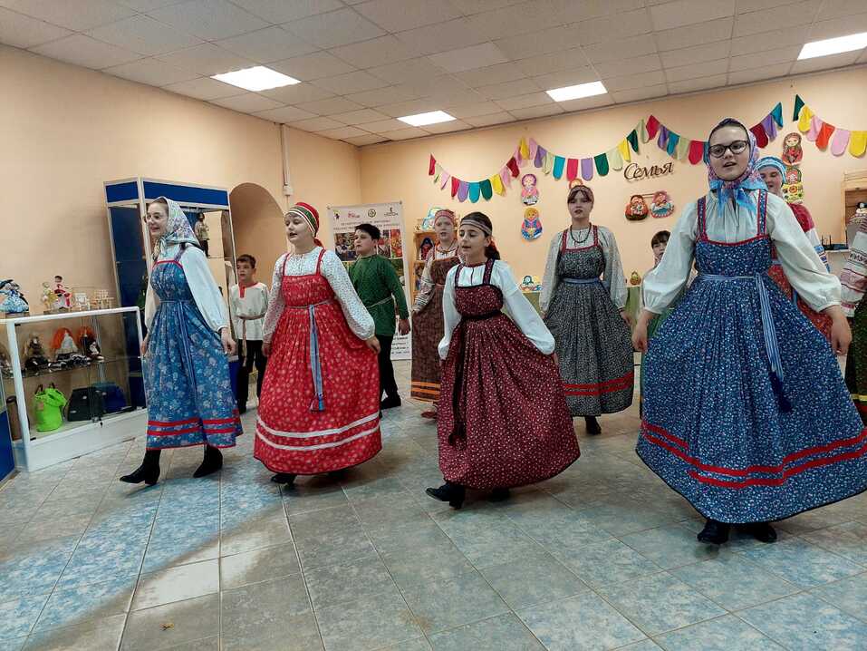 Кремль, варенье из шишек, SPA-комплекс, сувениры из шерсти альпаки, фольклор и заброшки 15 Кремль, варенье из шишек, SPA-комплекс, сувениры из шерсти альпаки, фольклор и заброшки 15