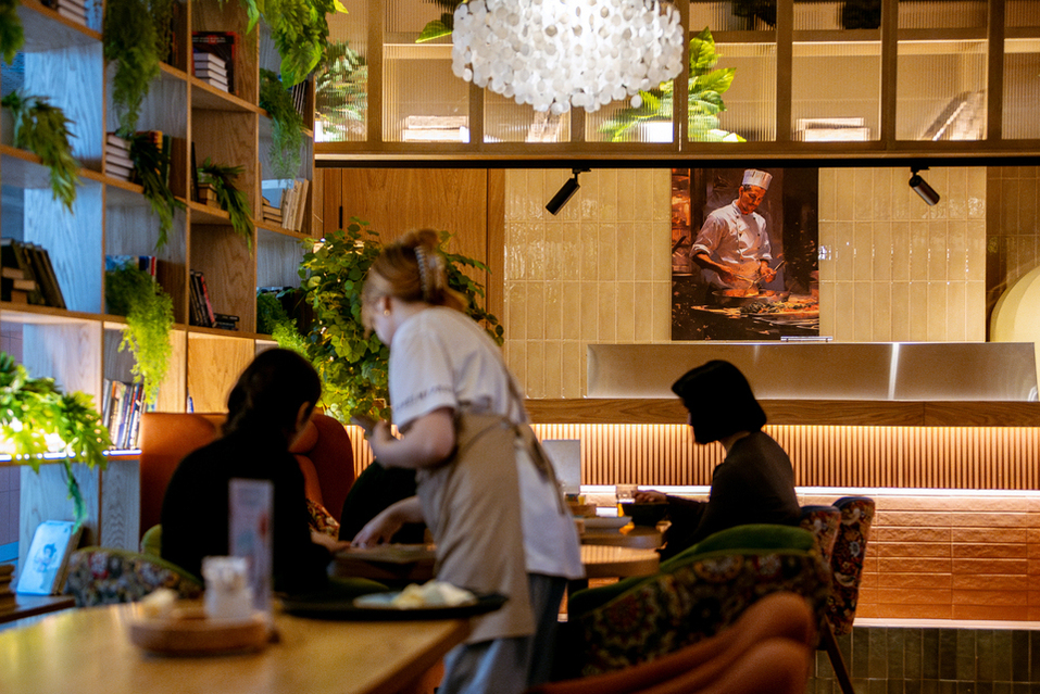 Стеклянный купол и огромная игровая. Новый ресторан «Своей Компании» в самом сердце Тюмени 2 Стеклянный купол и огромная игровая. Новый ресторан «Своей Компании» в самом сердце Тюмени 2