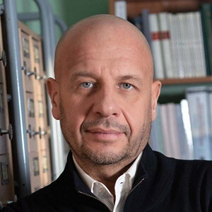 Переходим на личности: Главные победители премии «Человек года»
3 Переходим на личности: Главные победители премии «Человек года»
3