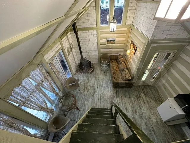 Планируем Новый год. Самые дорогие и необычные дома в Екатеринбурге, доступные для аренды 14 Планируем Новый год. Самые дорогие и необычные дома в Екатеринбурге, доступные для аренды 14