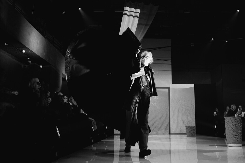 Выбрать и полюбить свою птицу: о чем арт-дефиле «Мурмурация» в Пушке+ 4 Выбрать и полюбить свою птицу: о чем арт-дефиле «Мурмурация» в Пушке+ 4