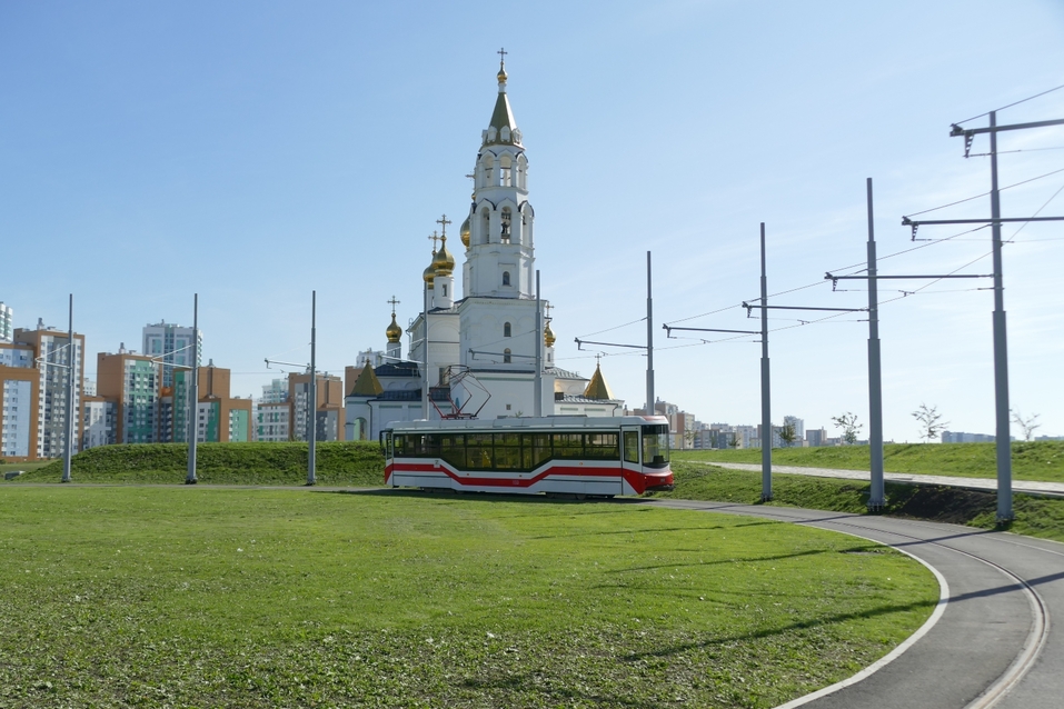 Четыре сезона вместо обычных трех. Как строят дороги, когда все страшно подорожало
7 Четыре сезона вместо обычных трех. Как строят дороги, когда все страшно подорожало
7