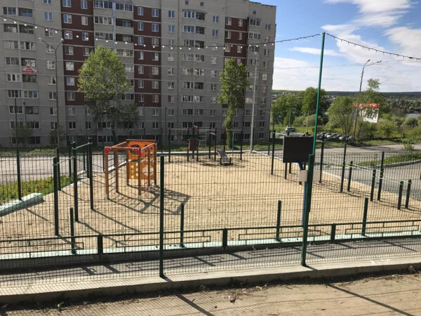 «Есть человек-голова, человек-руки, а я — человек-плечо. Попала идея в сердце, я ее делаю» 3 «Есть человек-голова, человек-руки, а я — человек-плечо. Попала идея в сердце, я ее делаю» 3