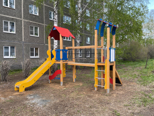 «Есть человек-голова, человек-руки, а я — человек-плечо. Попала идея в сердце, я ее делаю» 1 «Есть человек-голова, человек-руки, а я — человек-плечо. Попала идея в сердце, я ее делаю» 1