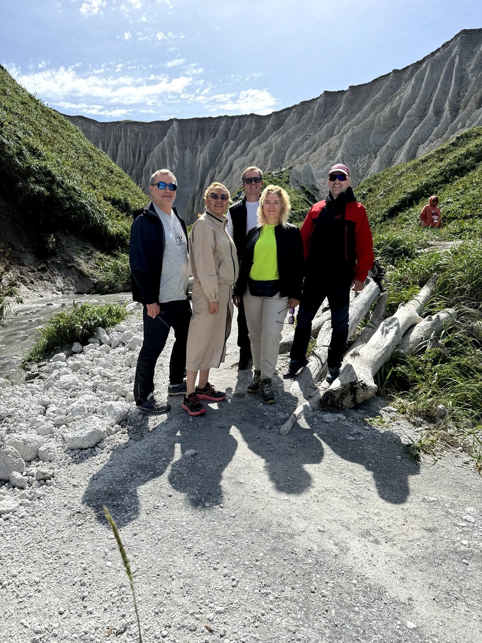 Поговорили о бизнесе на фоне красот Курил. Итоги бизнес-выезда «ДК» 4 Поговорили о бизнесе на фоне красот Курил. Итоги бизнес-выезда «ДК» 4