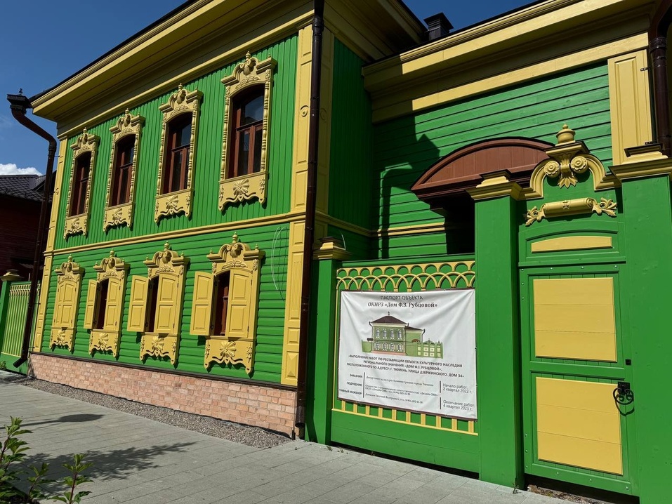 На тюменской пешеходной улице появился музей деревянных наличников 3 На тюменской пешеходной улице появился музей деревянных наличников 3