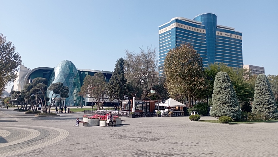 Солнечный Баку. И даже когда дождливый — все равно солнечный! 10 Солнечный Баку. И даже когда дождливый — все равно солнечный! 10