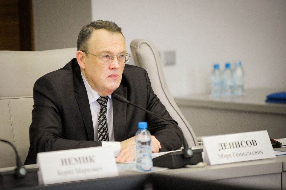 Как заставить медиков работать: красноярский омбудсмен решил утолить кадровый голод
1 Как заставить медиков работать: красноярский омбудсмен решил утолить кадровый голод
1