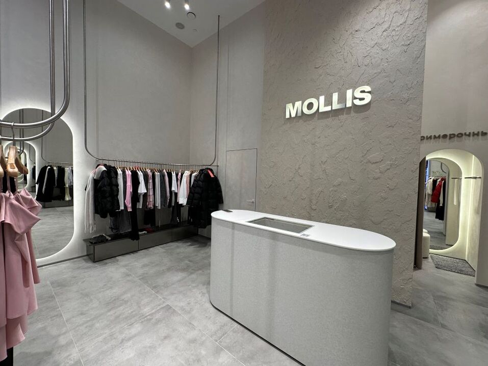 В Красноярске открылся первый магазин одежды Mollis 1 В Красноярске открылся первый магазин одежды Mollis 1