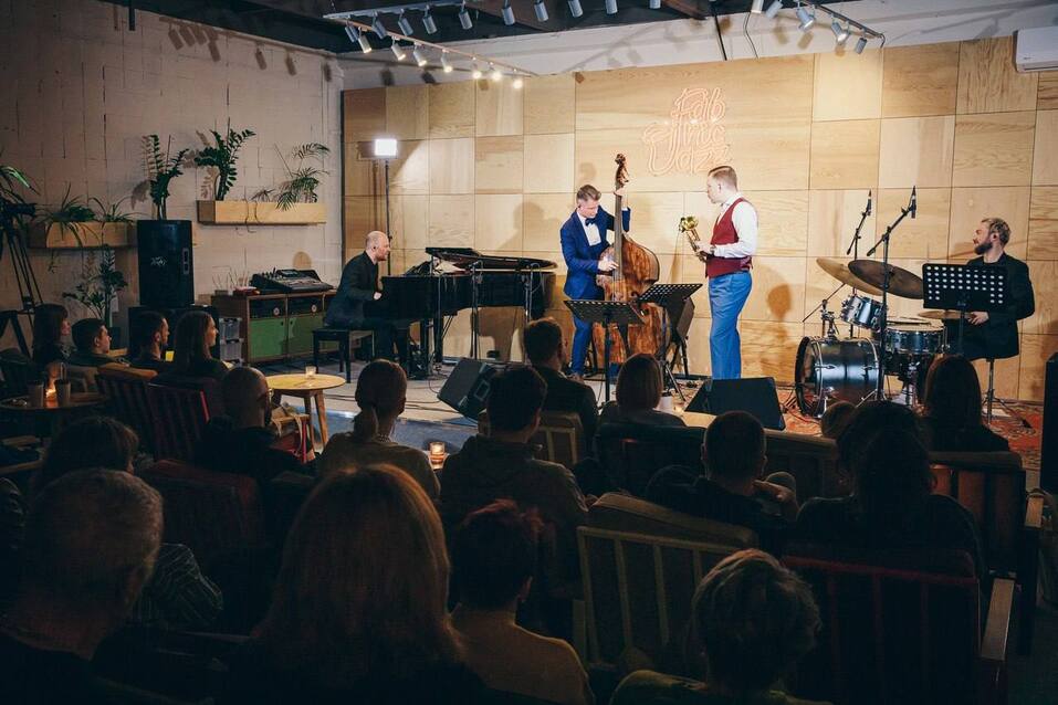 «Пока мы в андеграунде». Как выживает джазовая мини-филармония в Тюмени 3 «Пока мы в андеграунде». Как выживает джазовая мини-филармония в Тюмени 3