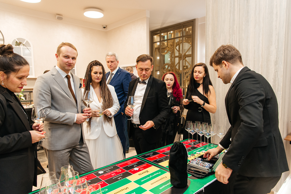 «Философские номинации дали взглянуть на знакомых людей иначе». Кулуары «Человека года» 21 «Философские номинации дали взглянуть на знакомых людей иначе». Кулуары «Человека года» 21