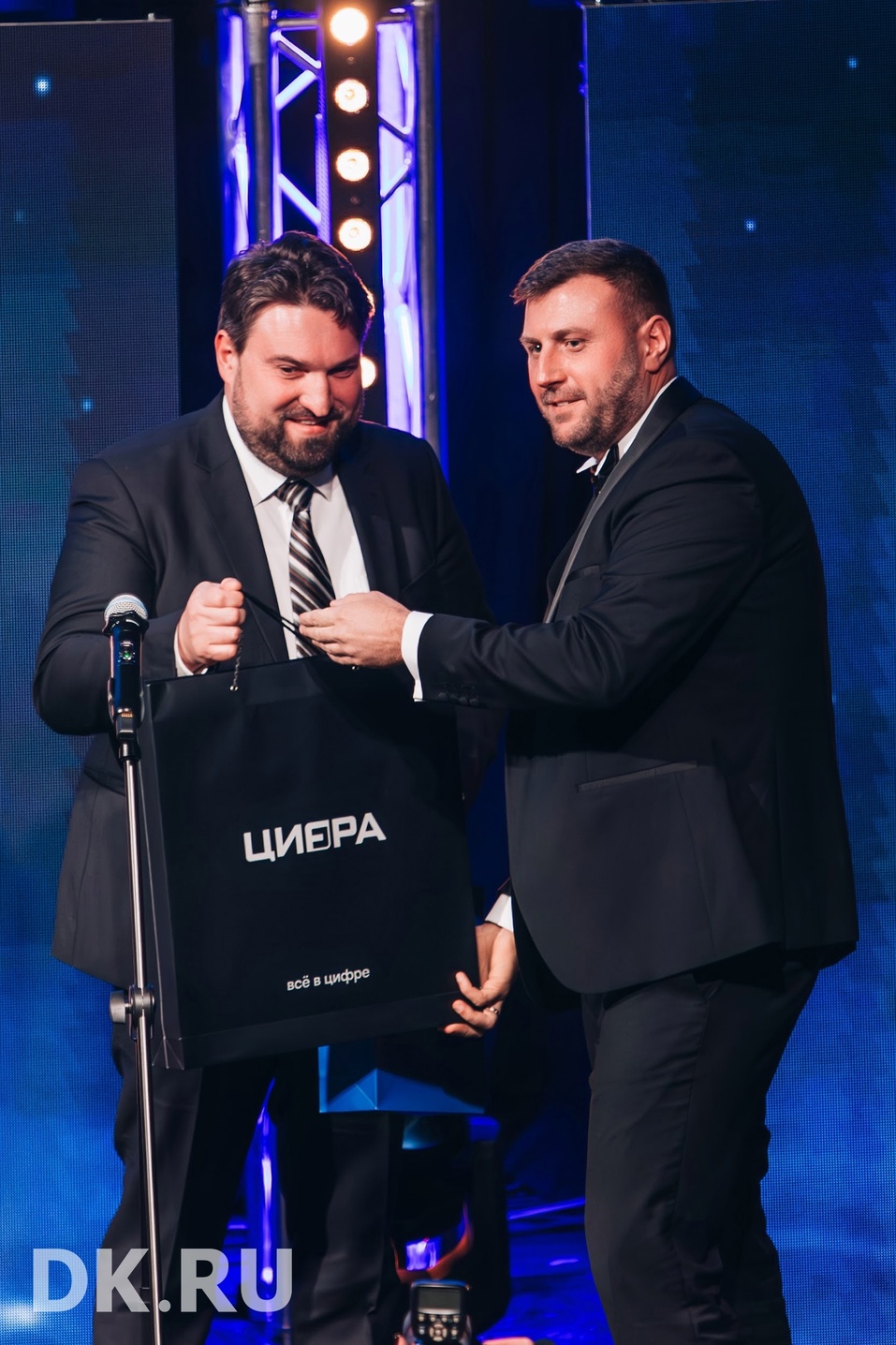 «Жить в городе, где есть небесный защитник — совсем иные ощущения». Премия «Человек года» 9 «Жить в городе, где есть небесный защитник — совсем иные ощущения». Премия «Человек года» 9