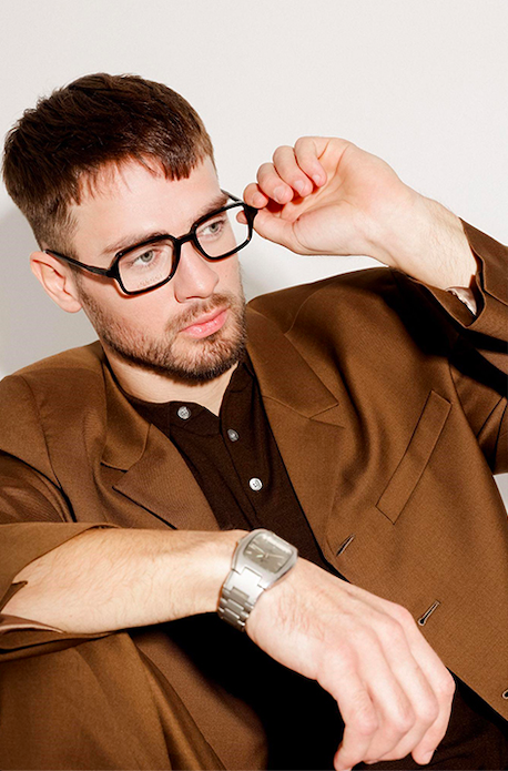 Статусный подарок к Новому году со скидкой 50%. Чем порадовать близких?
1 Статусный подарок к Новому году со скидкой 50%. Чем порадовать близких?
1