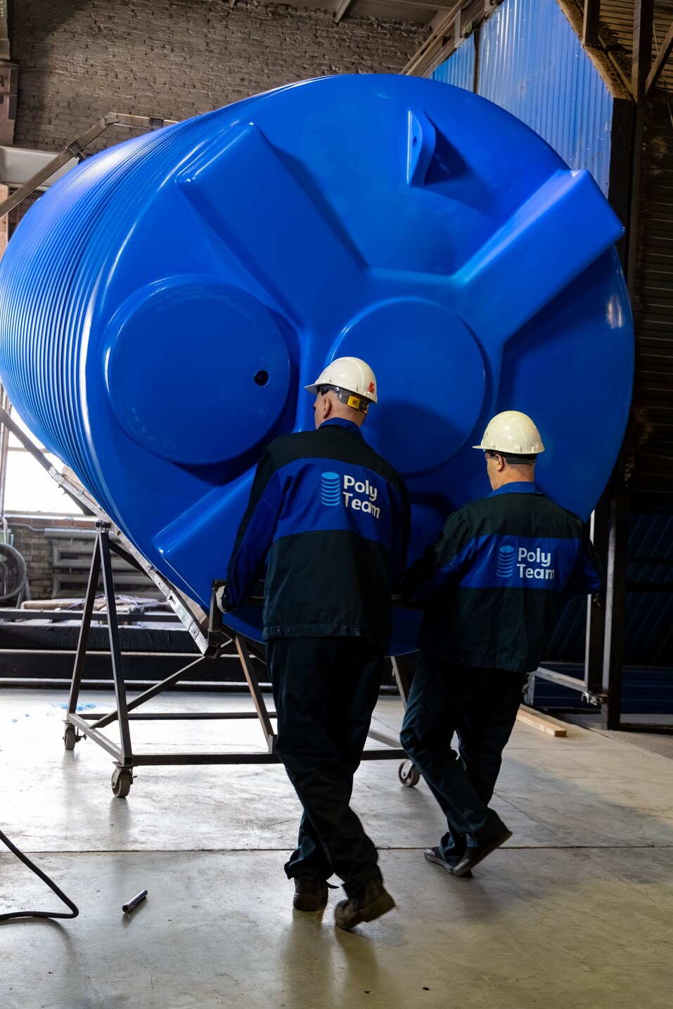 Бейдевиндом к успеху. Как в Новосибирске производят яхты 17 Бейдевиндом к успеху. Как в Новосибирске производят яхты 17