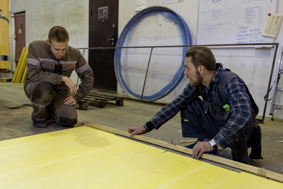 Бейдевиндом к успеху. Как в Новосибирске производят яхты 25 Бейдевиндом к успеху. Как в Новосибирске производят яхты 25