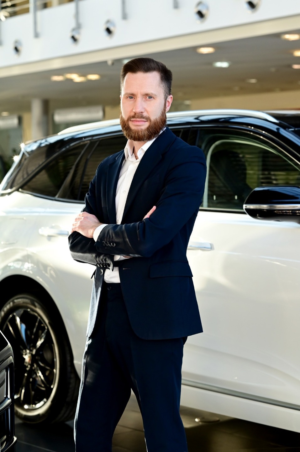 Совершенство в каждой детали: чем премиальный бренд Hongqi привлекателен для россиян 6 Совершенство в каждой детали: чем премиальный бренд Hongqi привлекателен для россиян 6