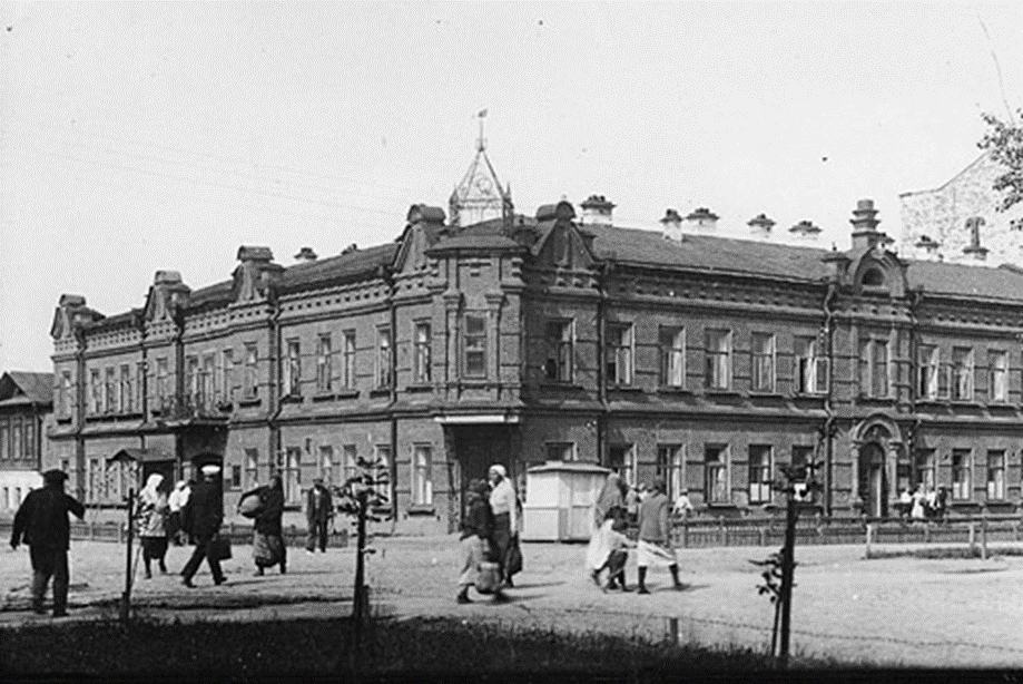 Революционная газета, производство мебели и булочная. Дом с историей. Малышева, 23 2 Революционная газета, производство мебели и булочная. Дом с историей. Малышева, 23 2