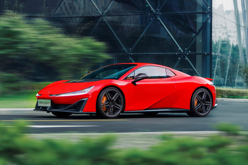 Свыше 1000 л.с.: мощные китайские суперкары уже доступны для россиян 1 Свыше 1000 л.с.: мощные китайские суперкары уже доступны для россиян 1