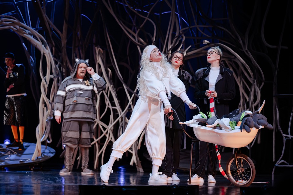 Калейдоскоп вдохновения: куда сходить в Красноярске 21...27 декабря 2024 5 Калейдоскоп вдохновения: куда сходить в Красноярске 21...27 декабря 2024 5