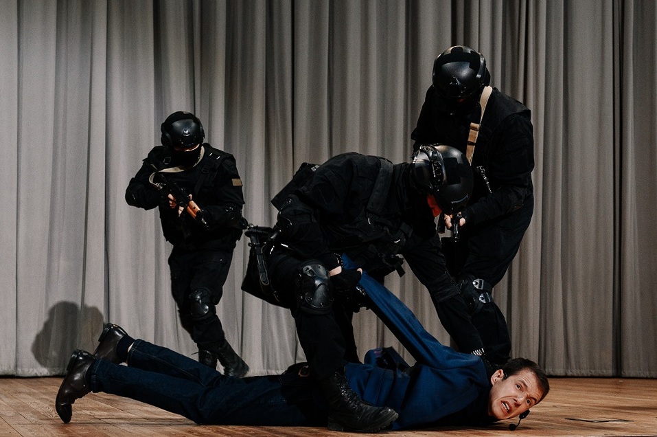 Актер из Нижнего Новгорода Артем Сучков сыграл главную роль в сериале «Успешный» 1 Актер из Нижнего Новгорода Артем Сучков сыграл главную роль в сериале «Успешный» 1