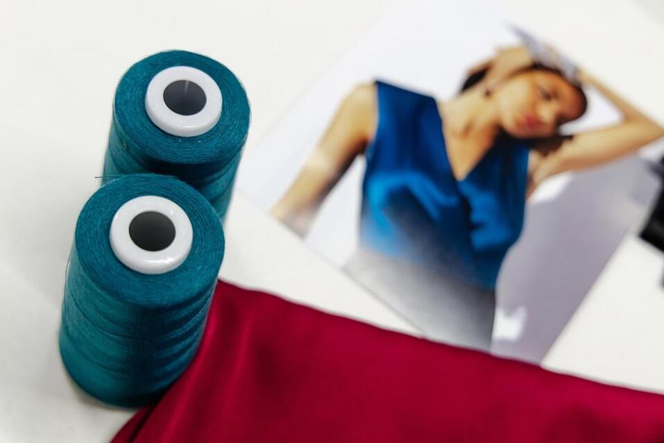 «Мешки с продукцией мы тащили по длинному коридору и всех нервировали» 8 «Мешки с продукцией мы тащили по длинному коридору и всех нервировали» 8