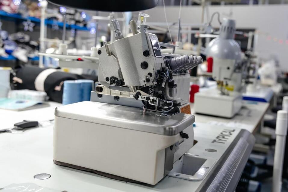 «Мешки с продукцией мы тащили по длинному коридору и всех нервировали» 18 «Мешки с продукцией мы тащили по длинному коридору и всех нервировали» 18