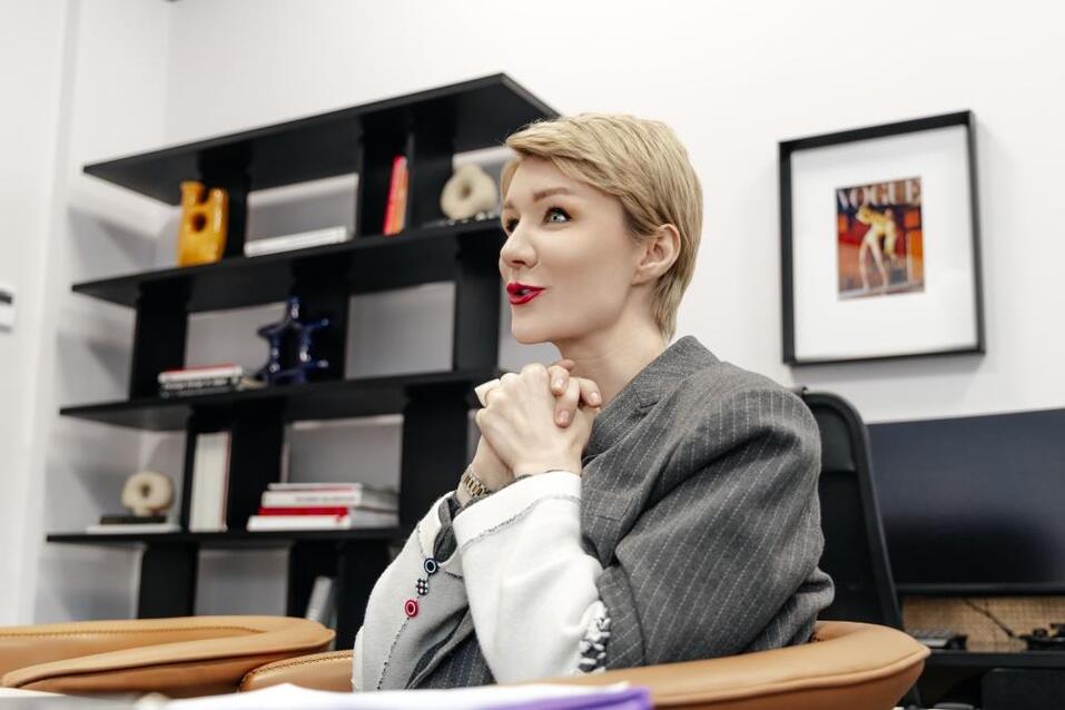 «Мешки с продукцией мы тащили по длинному коридору и всех нервировали» 2 «Мешки с продукцией мы тащили по длинному коридору и всех нервировали» 2