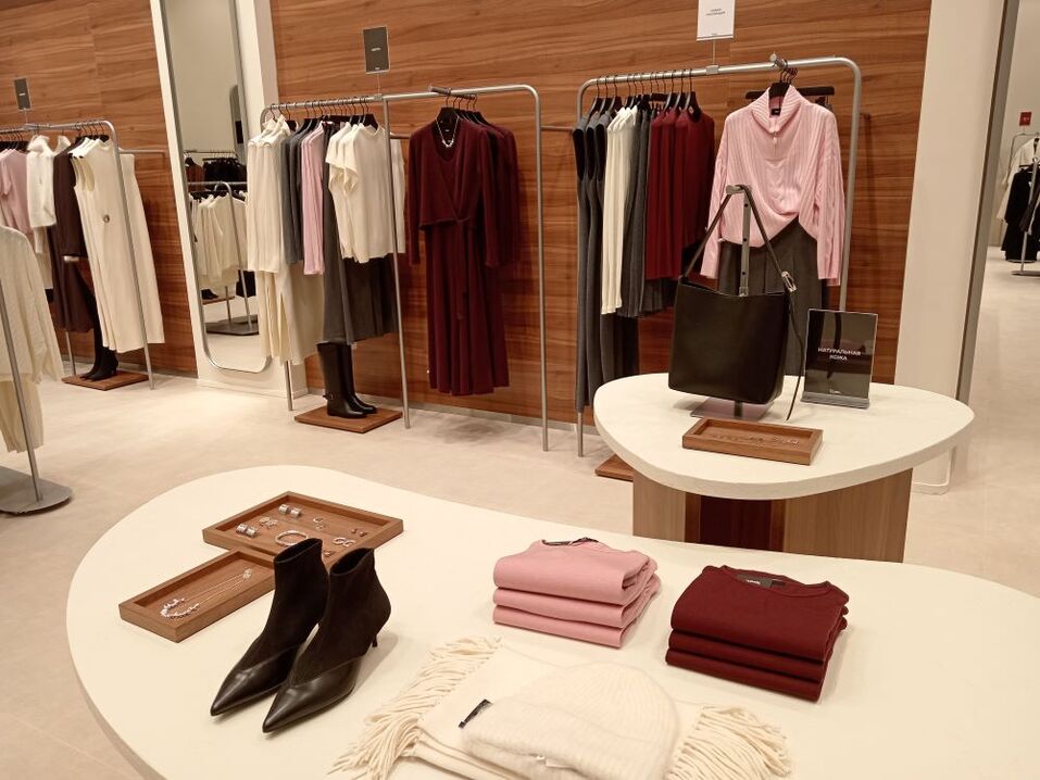 В Красноярск зашел бренд премиальной одежды Idol 2 В Красноярск зашел бренд премиальной одежды Idol 2