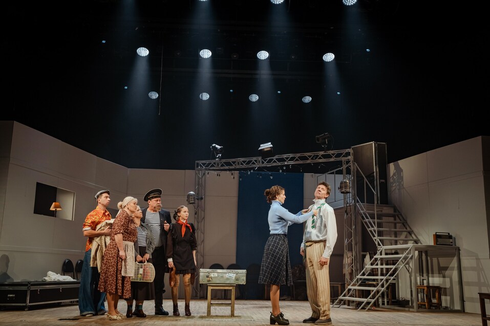 «Любовь и голуби»: коллаборация года. Постановка театра и сети гастрономов в Красноярске
1 «Любовь и голуби»: коллаборация года. Постановка театра и сети гастрономов в Красноярске
1