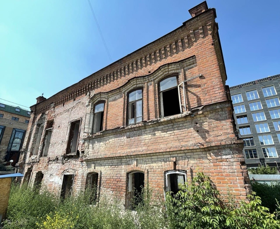 В центре Тюмени отреставрировали старинный дом с коммунальными квартирами 2 В центре Тюмени отреставрировали старинный дом с коммунальными квартирами 2
