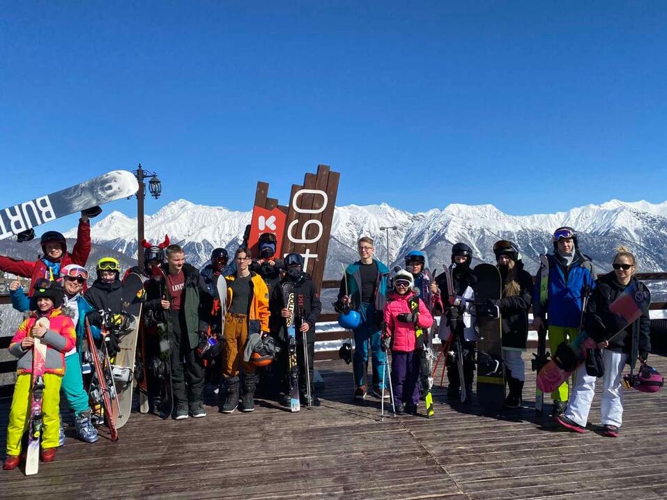 Как Анна Терновская меняет сферу детского туризма: «Это не просто отдых, а воспитание»
4 Как Анна Терновская меняет сферу детского туризма: «Это не просто отдых, а воспитание»
4