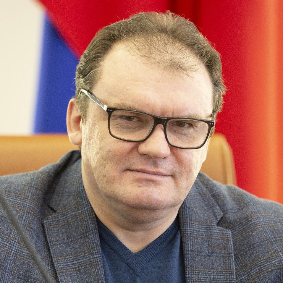 Красноярские политологи: Действия Трампа могут сказаться на нефтяных проектах Сибири 2 Красноярские политологи: Действия Трампа могут сказаться на нефтяных проектах Сибири 2